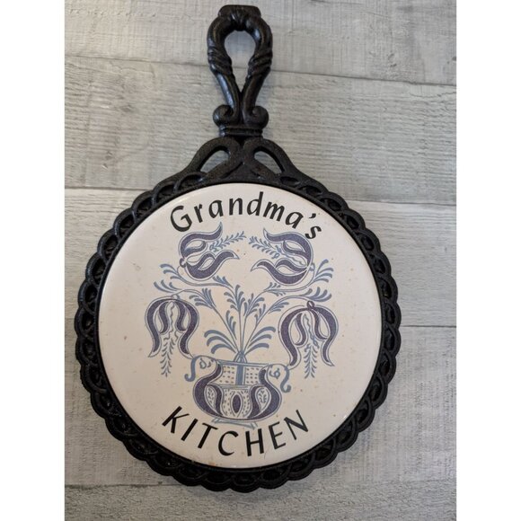 Grandmas Kitchen Decorative Cast Iron Trivet Ceramic Tile Insert Mid-State USA - Picture 1 of 6